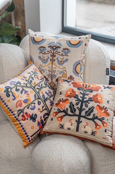 Подушка «Вічне дерево життя» світла: Фото