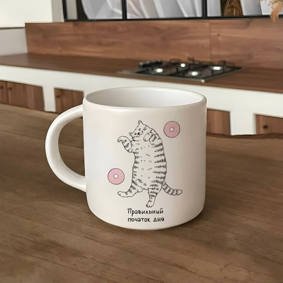 Cup "Lazy Cat" with donuts: Photo