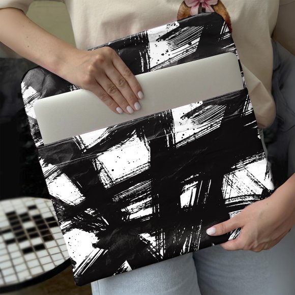 Laptop case "Think different": Photo
