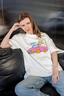 Футболка оверсайз ORNER х Maliunok «Вывезу» молочная: Фото - ORNER