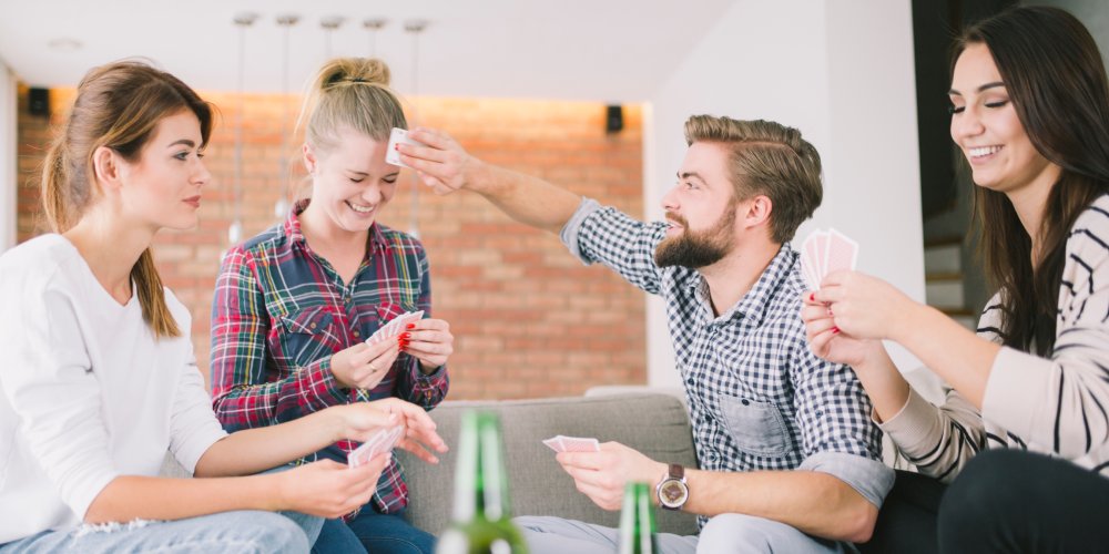 Что подарить когда идешь в гости: ТОПовые идеи и варианты: Фото 1 - ORNER