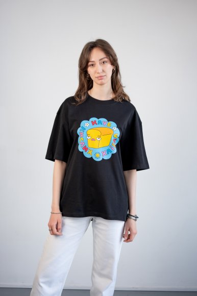 Футболка оверсайз ORNER х Maliunok «Клуб» черная: Фото