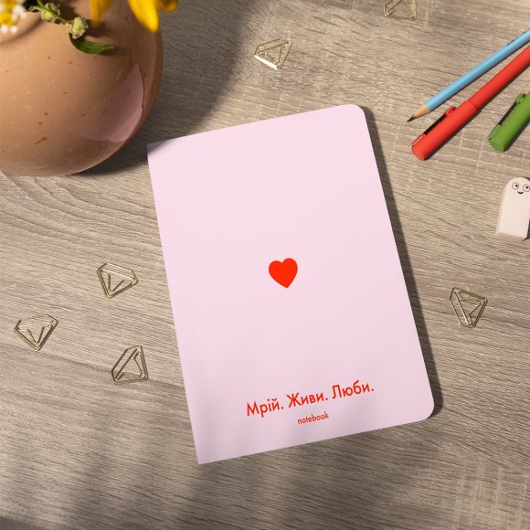 Блокнот у клiтинку «Мрій. Живи. Люби» рожевий: Фото