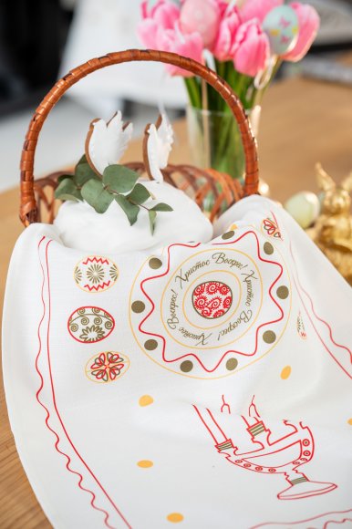 Полотенце «Пасхальные моменты» светло-красное 40х70: Фото