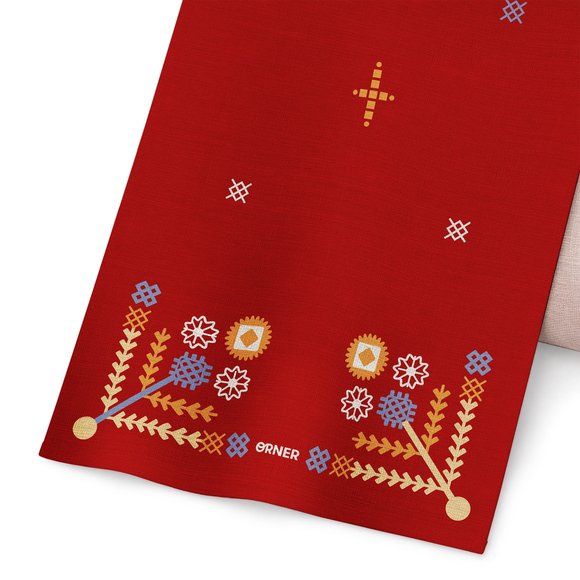 Runner "Embroidered Patterns" red: Photo
