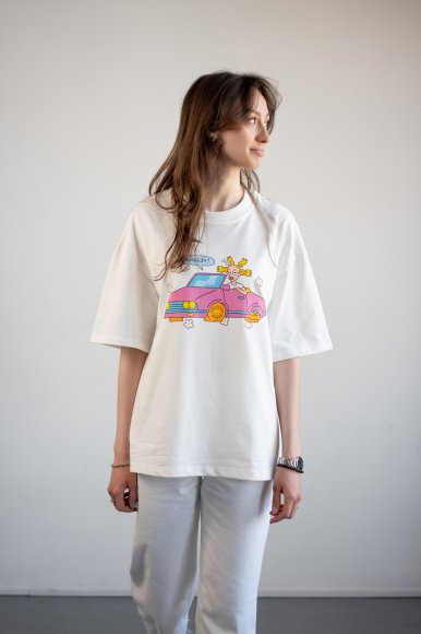 Футболка оверсайз ORNER х Maliunok «Вывезу» молочная: Фото