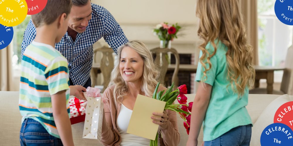 Що подарувати батькам: кращі варіанти на всі свята: Фото 1 - ORNER