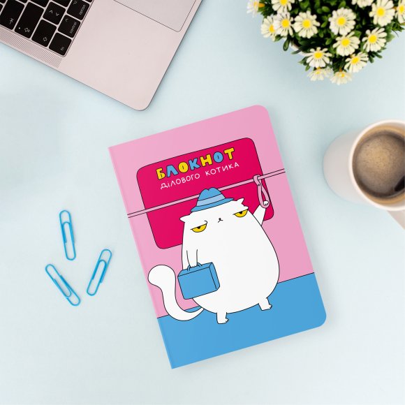 Блокнот в крапку ORNER х MALIUNOK «Діловий котик»: Фото