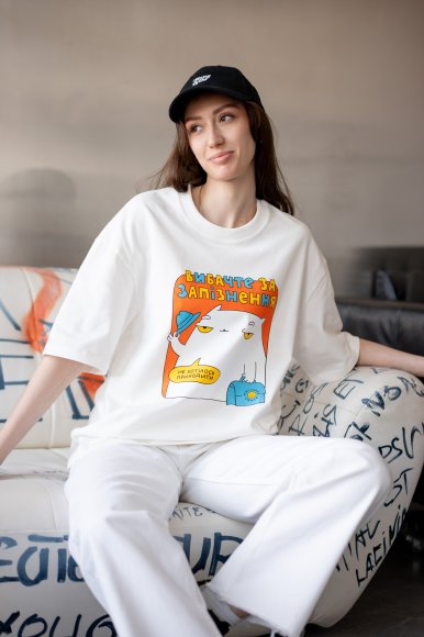 Oversized T-shirt ORNER x Maliunok "Delay" milky: Photo