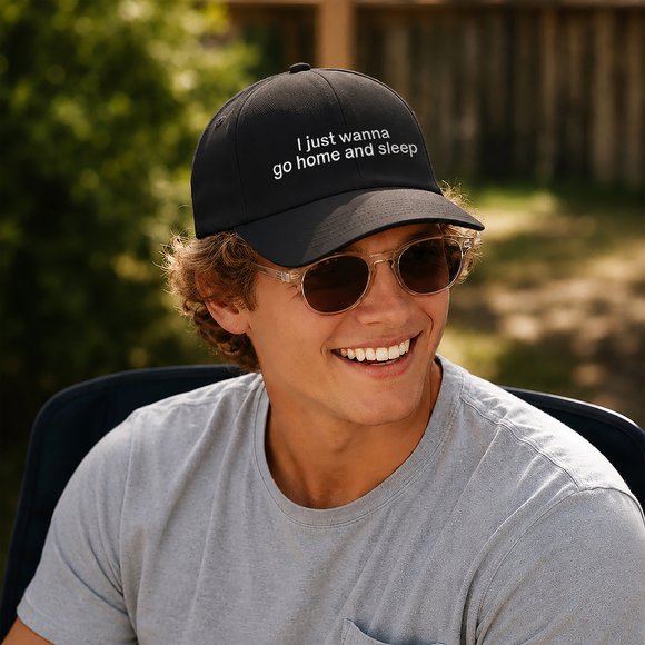 Cap "I just wanna go home and sleep" black: Photo