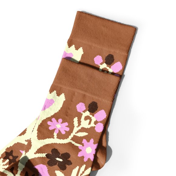 Socks "Ukrainian Vytynanky" brown: Photo