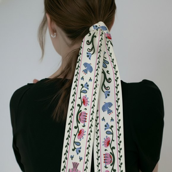 Twilly Scarf "World Tree" milk: Photo