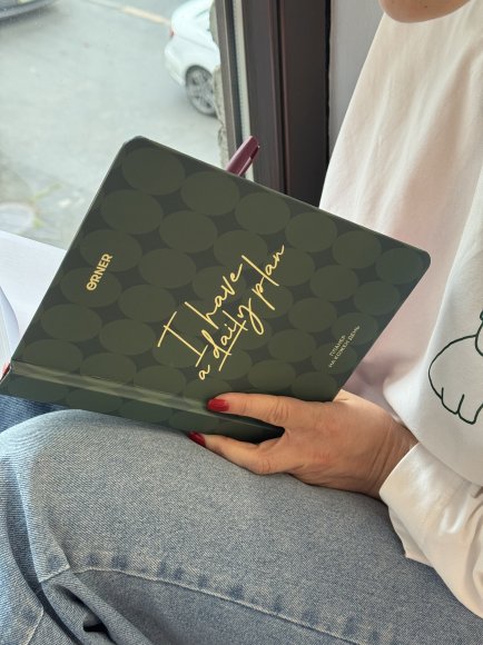 Daily Planner "I HAVE A DAILY PLAN" green: Photo