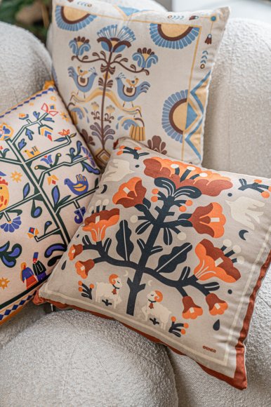 Подушка «Вічне дерево життя» світла: Фото