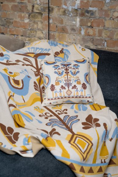 Подушка «Дерево роду» світла: Фото