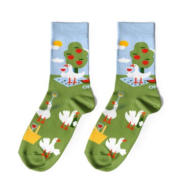 Socks Wine-Loving Geese green: photo - ORNER