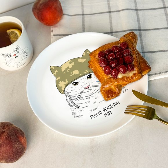 Тарілка ORNER «Кіт-захисник»: Фото
