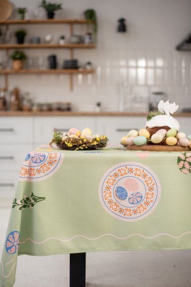Скатерть «Пасхальный венок» зеленая 130х170: Фото