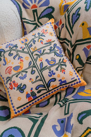 Подушка «Дерево жизни» бежевая: Фото