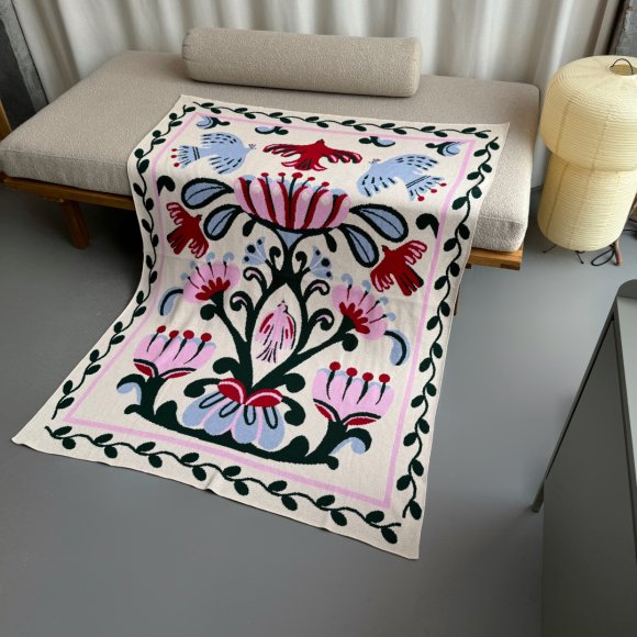 Blanket "World tree" milky: Photo