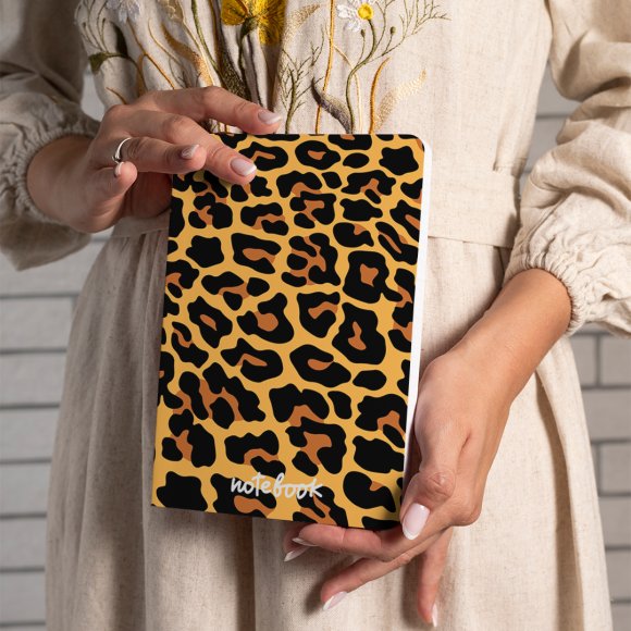Dotted notebook "Leopard": Photo