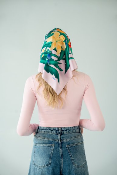 Scarf "Spring Bouquet" pink: Photo