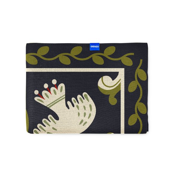 Плед «Мировое дерево» черный: Фото