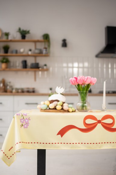 Скатерть «Пасхальная корзина» жёлтая 130х170: Фото