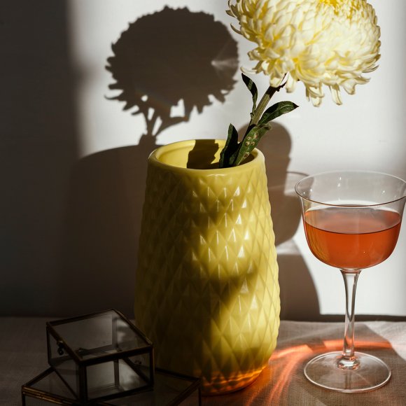 Ваза матовая жёлтая: Фото