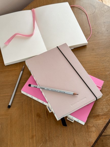 Скетчбук «Зарисовщик» бежевый: Фото