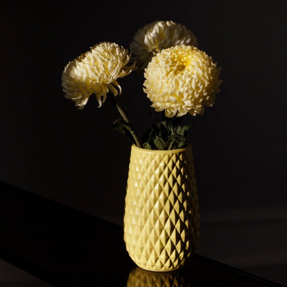 Ваза матовая жёлтая: Фото