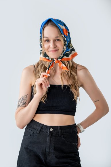 Scarf "Center of Ukraine": Photo