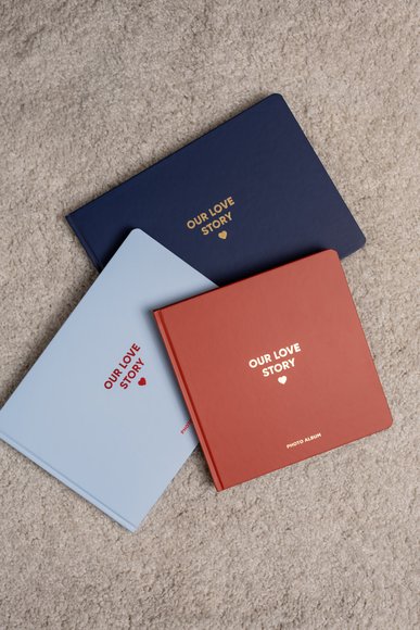 Photo album "Our love story" red: Photo