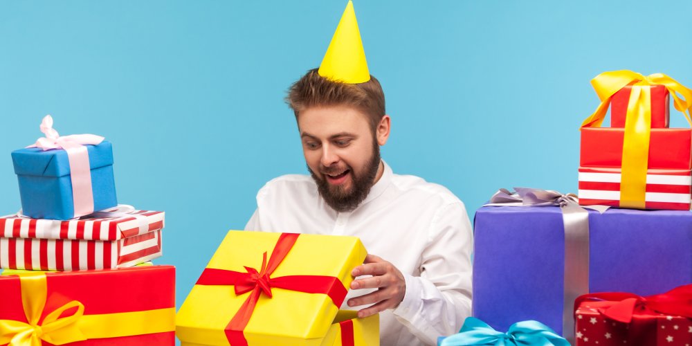 Що подарувати куму: ідеї та варіанти на всі випадки: Фото 1 - ORNER