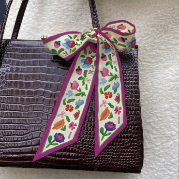 Платок твилли «Цветы»: Фото - ORNER