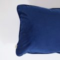 Подушка вельвет «Синяя темная» 40х60 см: Фото 3