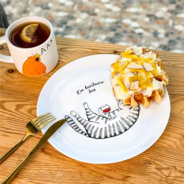 Тарелка «Кот выходного дня»: Фото - ORNER