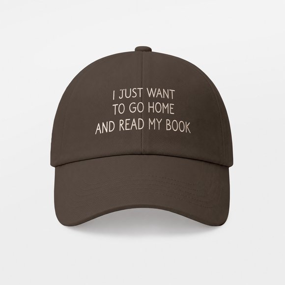Кепка «I just want to go home and read my book» коричневая: Фото
