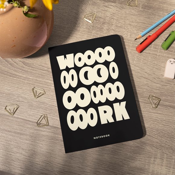 Блокнот в точку «WOOOOOORK» черный: Фото