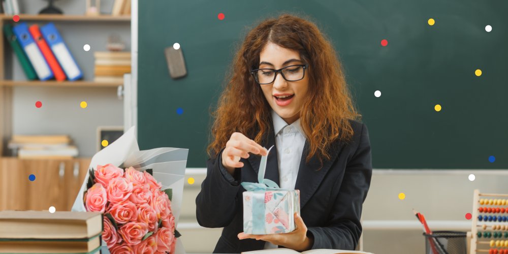 Що можна подарувати на День вчителя: найкращі ідеї подарунків вчителям до Дня вчителя: Фото 1 - ORNER