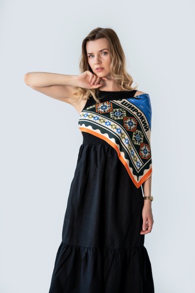 Scarf "Center of Ukraine": Photo