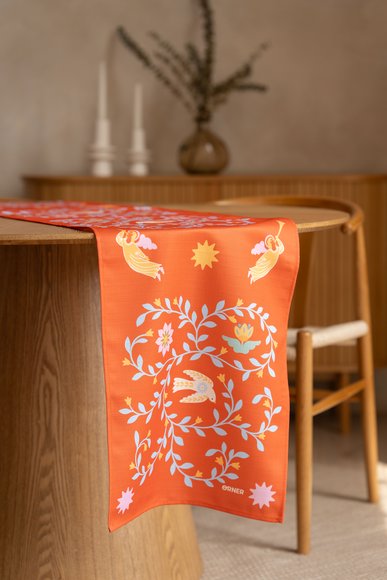 Runner "Blooming Garden": Photo