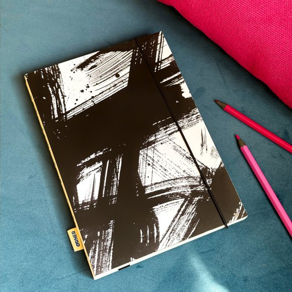 Скетчбук «Штрихи гуаші хаотичні» чорно-білий: Фото