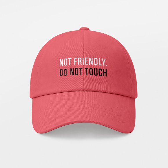 Cap "Not friendly. Do not touch" pink: Photo
