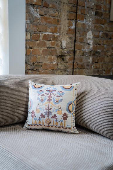 Подушка «Дерево роду» світла: Фото