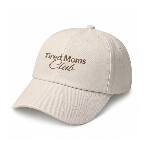 Кепка «Tired Moms Club» бежевая: Фото