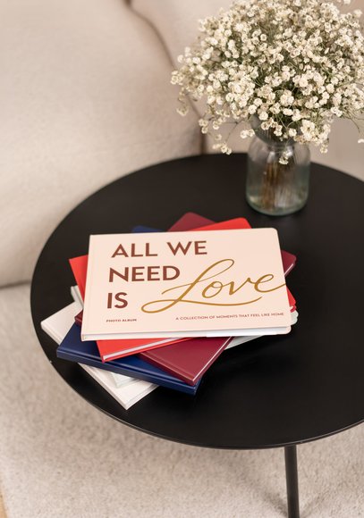 Photo album A4 "All we need is love" beige: Photo