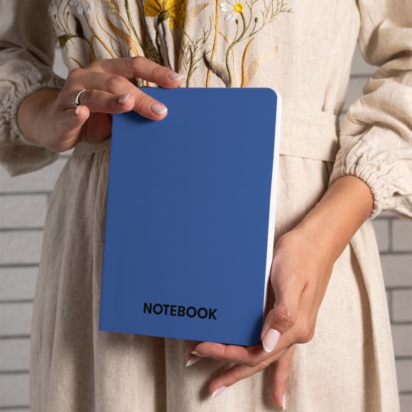 Блокнот у клітинку «Просто синій»: Фото