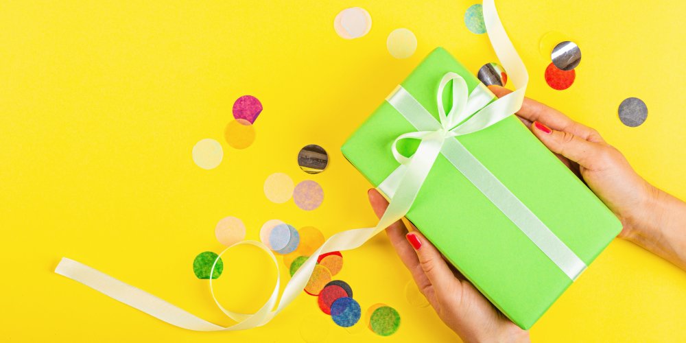 Як креативно упакувати подарунок: покрокові інструкції, варіанти та ідеї: Фото 12 - ORNER