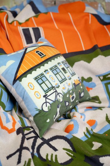 Подушка «Дитинство»: Фото